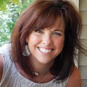 Meet your Posher, Carrie